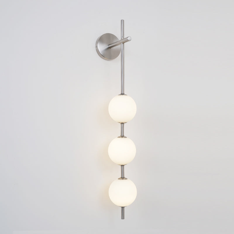 Lámpara de pared tipo globo LED, aplique de montaje fijo, 26 pulgadas, acabado en latón, iluminación con pantalla esférica para dormitorio, baño, pasillo, rincón de lectura, luz de acento para interiores