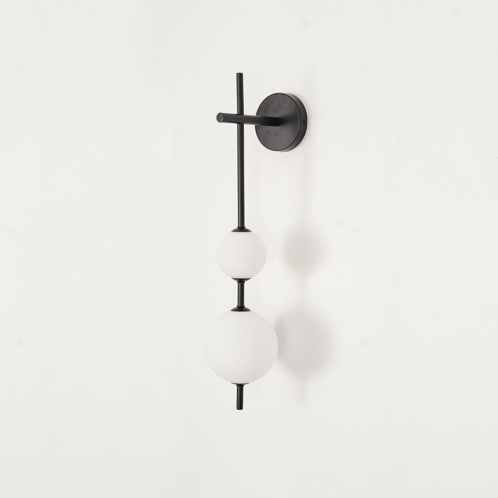 Lámpara de pared tipo globo LED, aplique de montaje fijo, 26 pulgadas, acabado en latón, iluminación con pantalla esférica para dormitorio, baño, pasillo, rincón de lectura, luz de acento para interiores
