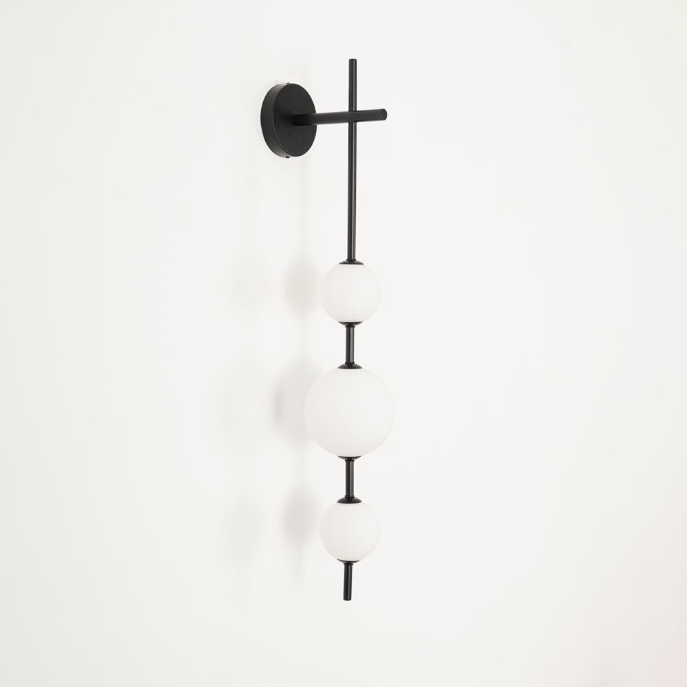 Lámpara de pared tipo globo LED, aplique de montaje fijo, 26 pulgadas, acabado en latón, iluminación con pantalla esférica para dormitorio, baño, pasillo, rincón de lectura, luz de acento para interiores