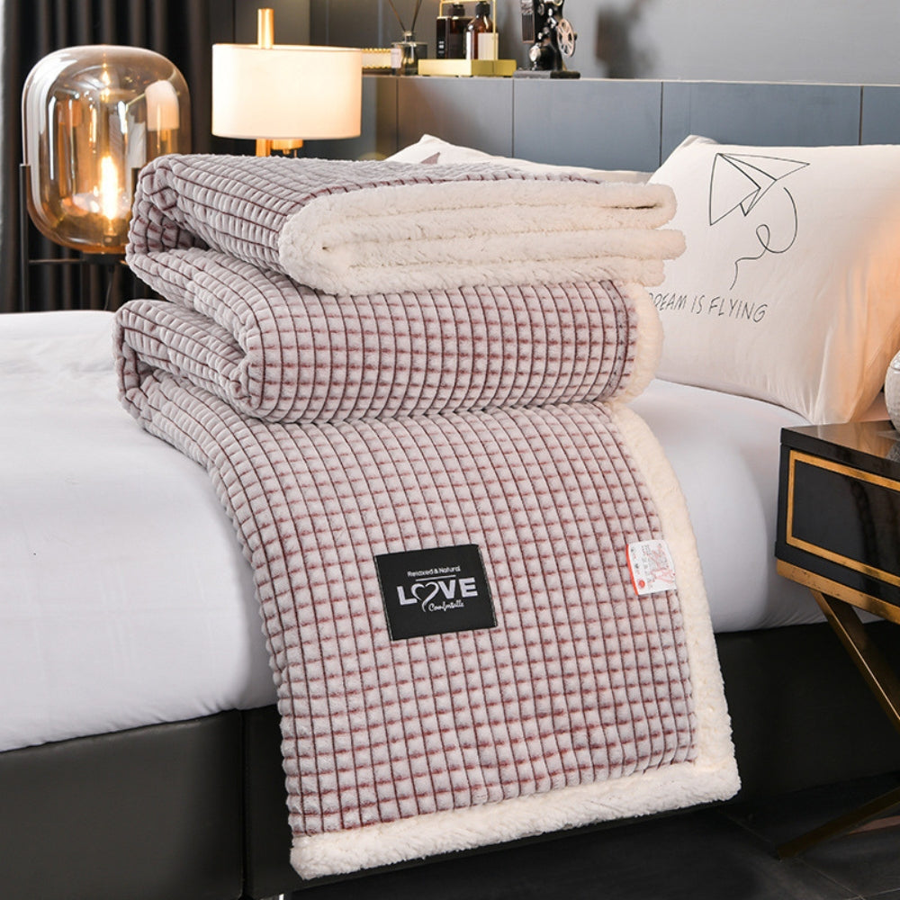 Reversible Textured Throw Blanket with Plush Fleece Backing – Year-Round Cozy Layer for Sofa & Bed