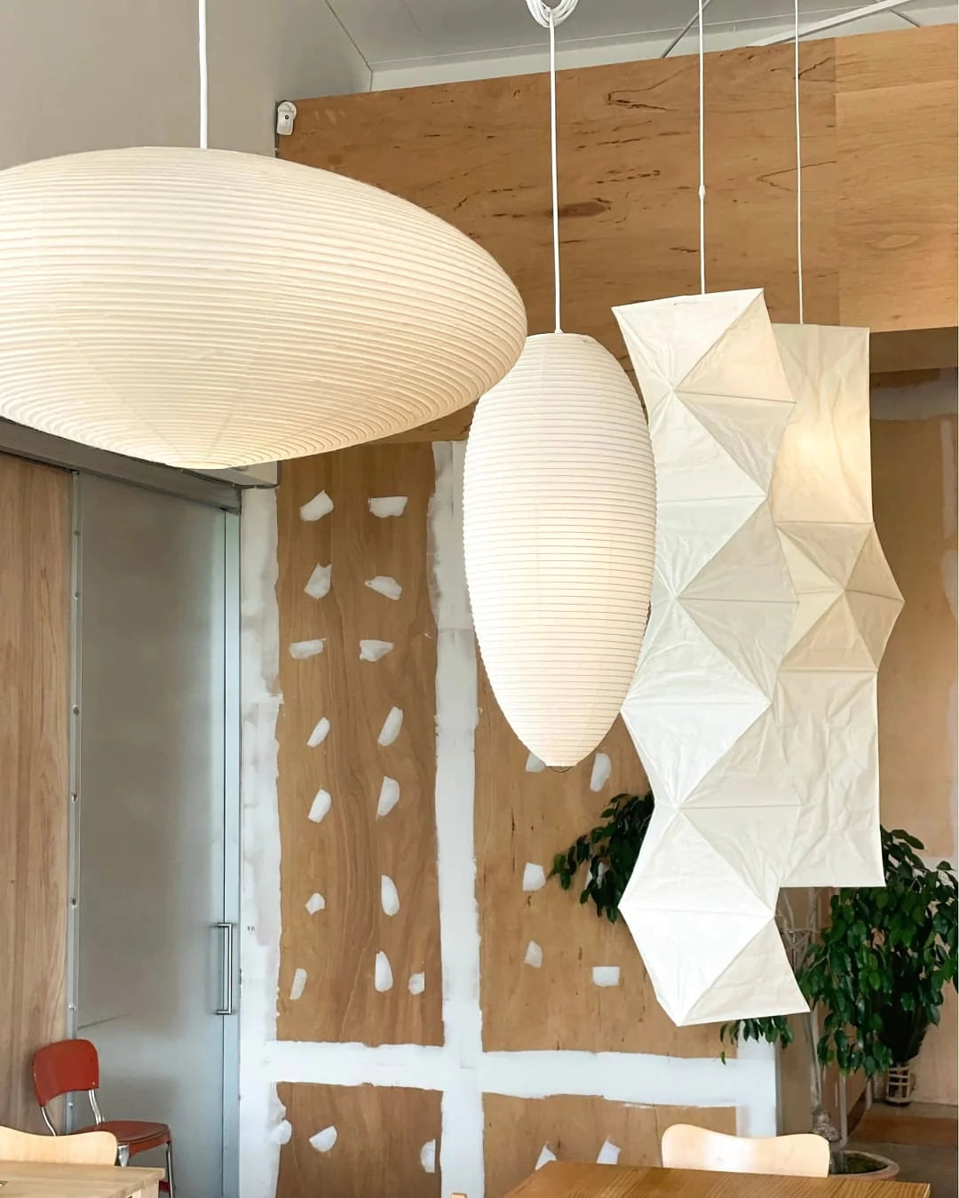 Handgemaakte papieren plafondlamp met verstelbaar snoer, witte hanglamp voor slaapkamer, woonkamer, keuken, eetkamer, moderne binnenlamp | Thomler