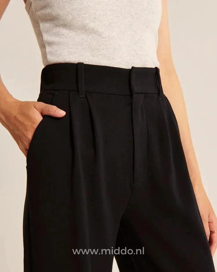 Relaxed Wide-Leg Pants for Women – Stretch Waistband, Full-Length Pleated Trousers for Everyday Comfort