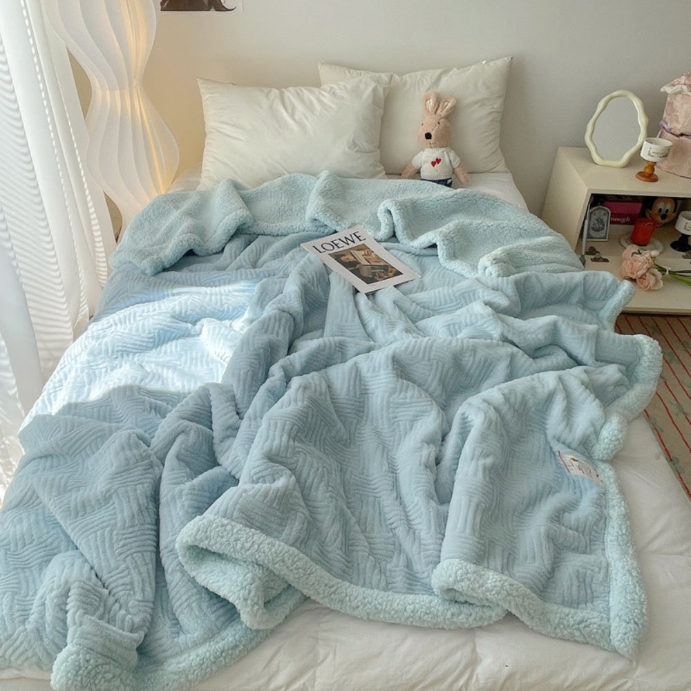 Reversible Double-Sided Plush Throw Blanket with Textured Weave – Soft Microfiber for Couch & Bed