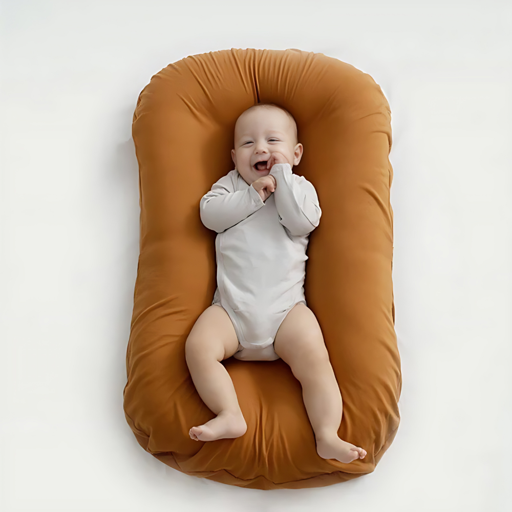 Stützkissen für Säuglinge aus atmungsaktiver Baumwollmischung für Neugeborene, ergonomisches Babynestchen zum Schlafen und Spielen, tragbares Babykissen