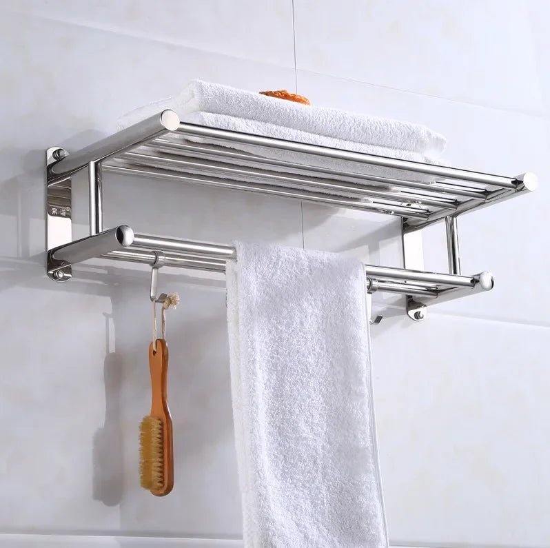 Ruimtebesparend wandrek met modern minimalistisch design voor badkamer en keuken