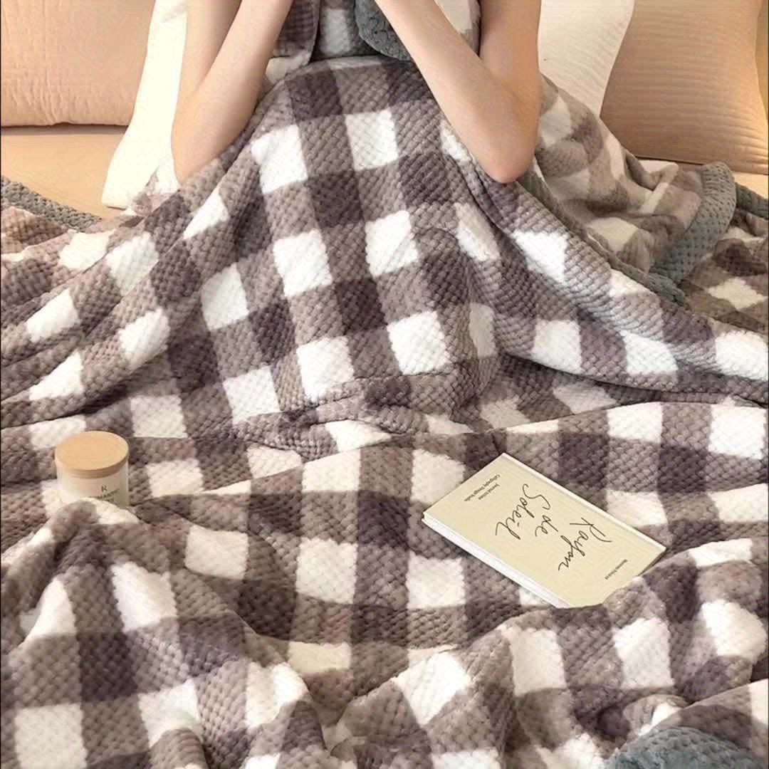 Ultra-Soft Plaid Fleece Throw Blanket for Couch & Bed – Lightweight & Machine Washable