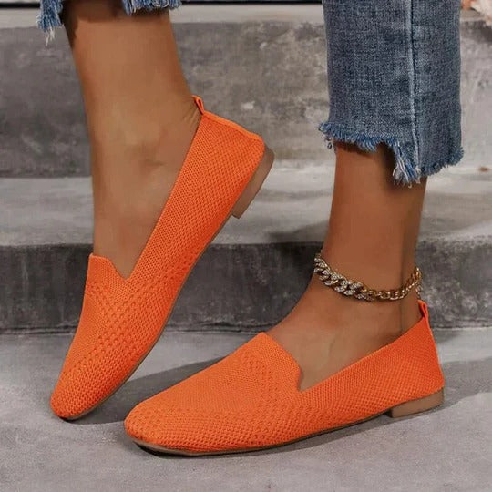 Damen-Sneakers zum Schnüren mit abgerundeter Schuhspitze und strukturierter Laufsohle