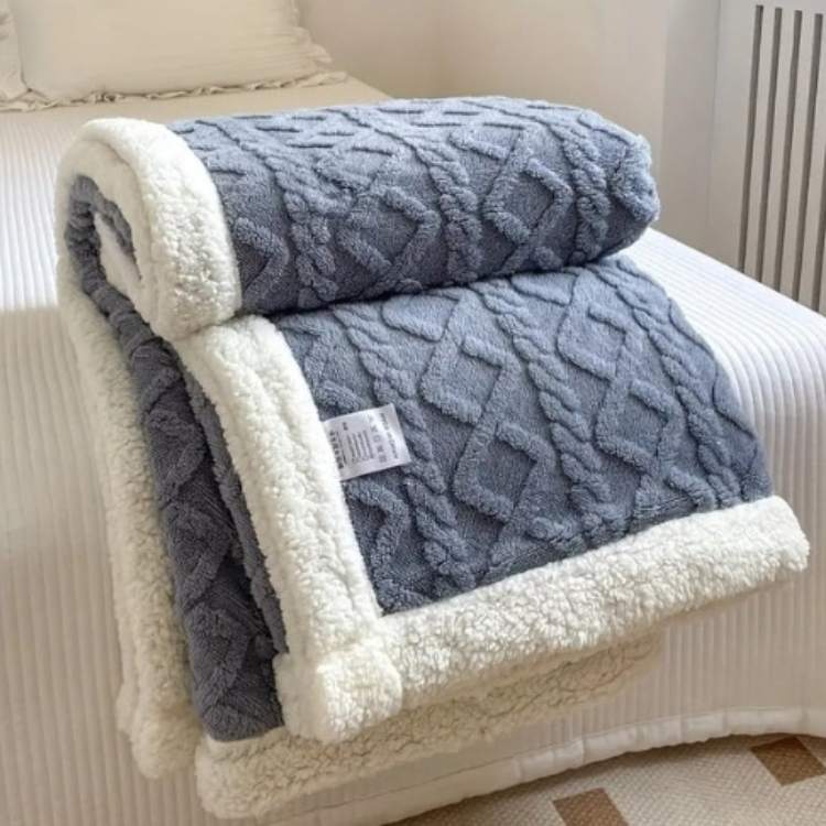 Plush Sherpa Weighted Throw with Glass Bead Fill – Cozy Quilted Lap Blanket for Beds, Couches, Reading, Lounging & Sleep – Machine Washable | Thomler
