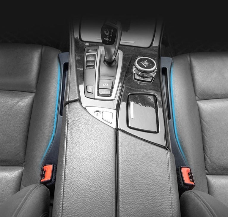 Opvulstukken voor tussen console en voorstoelen – Gewatteerde kunstlederen spacers voorkomen dat voorwerpen tussen autostoel en middenconsole vallen – Uni | Thomler