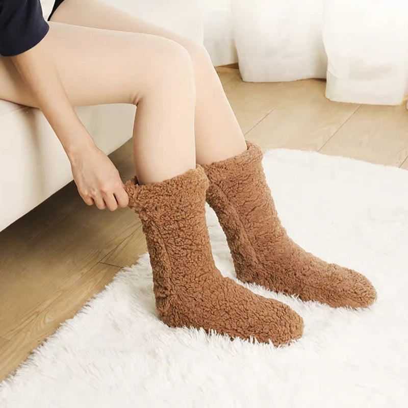 Fleece-Lined House Socks for Cold Weather – Slip-On Cushioned Slipper Socks for Lounging, Sleeping & Everyday Indoor Wear