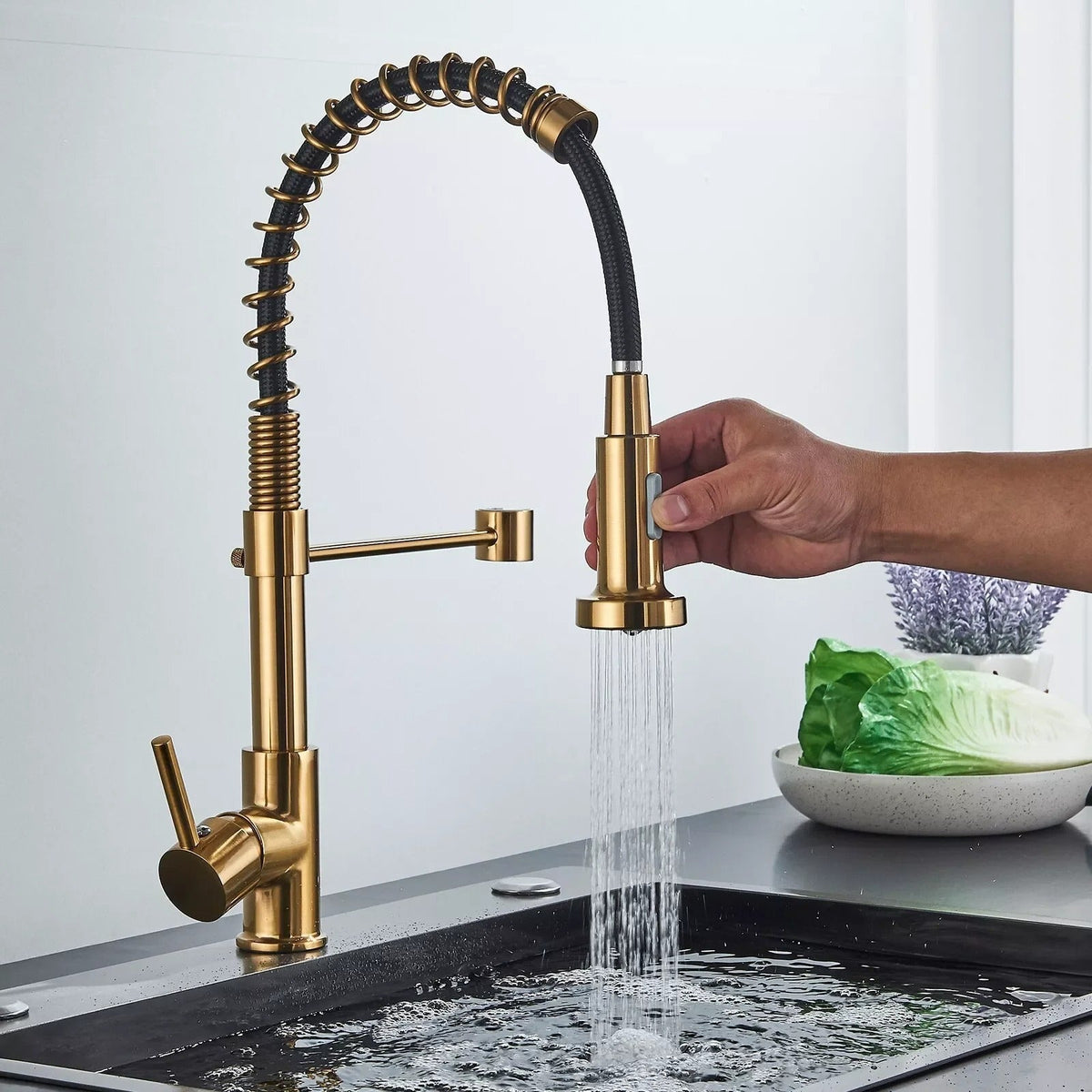 Brass Single-Hole Faucet with Rotating Spout & Detachable Spray Nozzle for Contemporary Kitchens & Dual-Basin Prep Areas | Thomler
