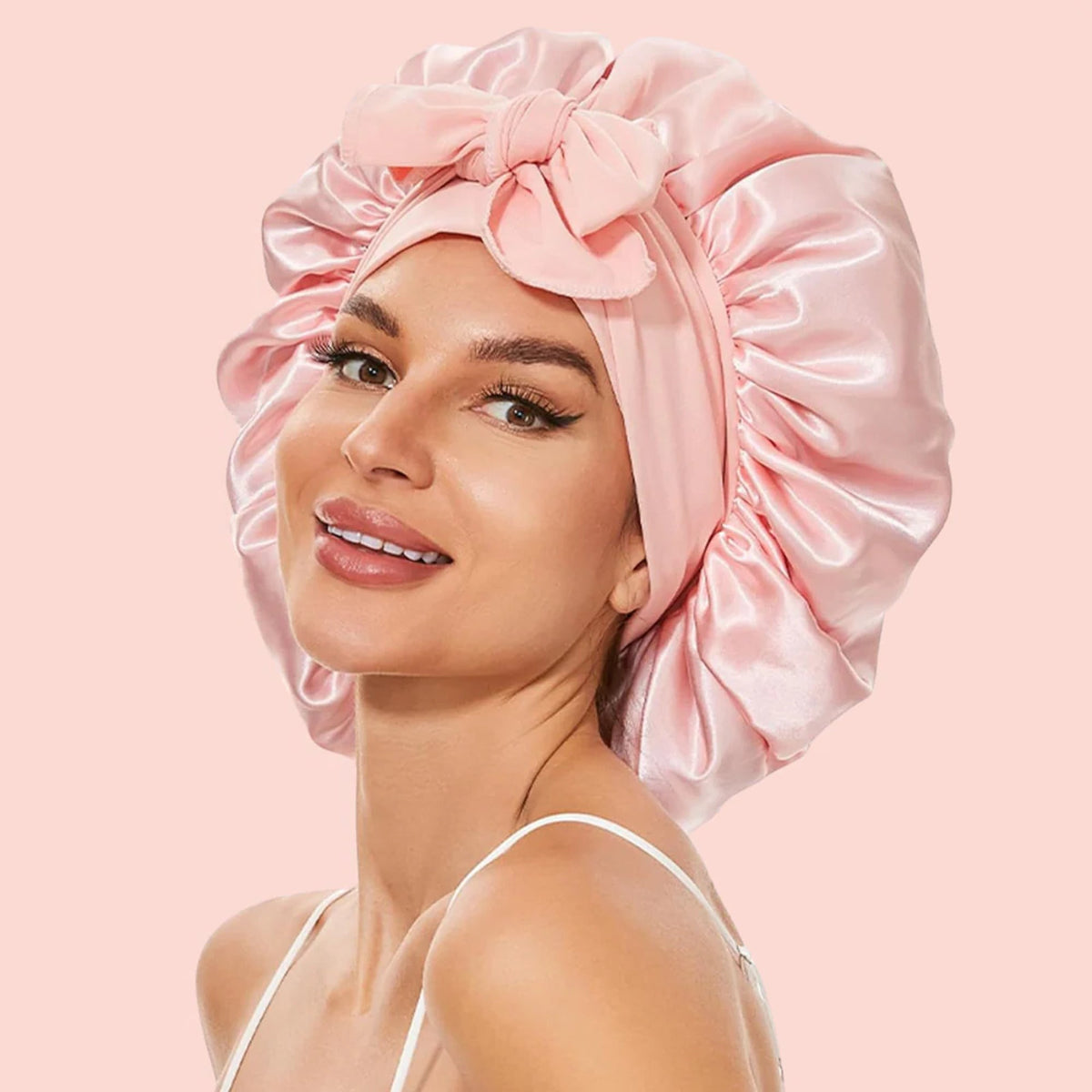 Gorro de seda de doble capa con correa ajustable garantizado para mantenerse en su lugar toda la noche