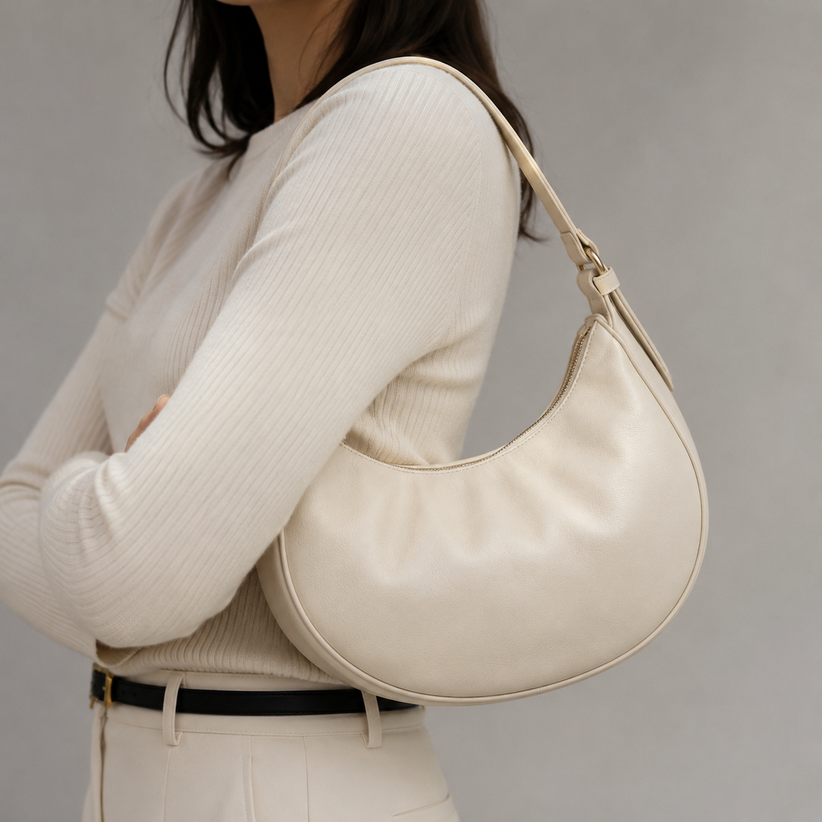 Beige halvemaanvormige schoudertas 12 inch – Gebogen