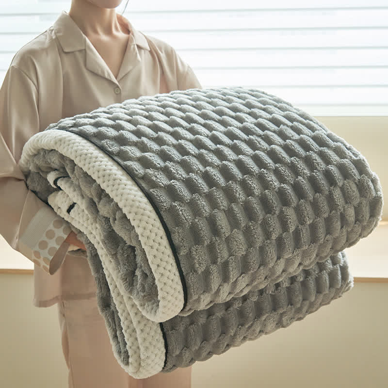 Wendbare Plüsch-Wohndecke – Ultraweiches Korallenfleece – Größe Queen & Full – Leichtes Polyester – Kuschelige Tagesdecke für Couch, Sofa und Bett