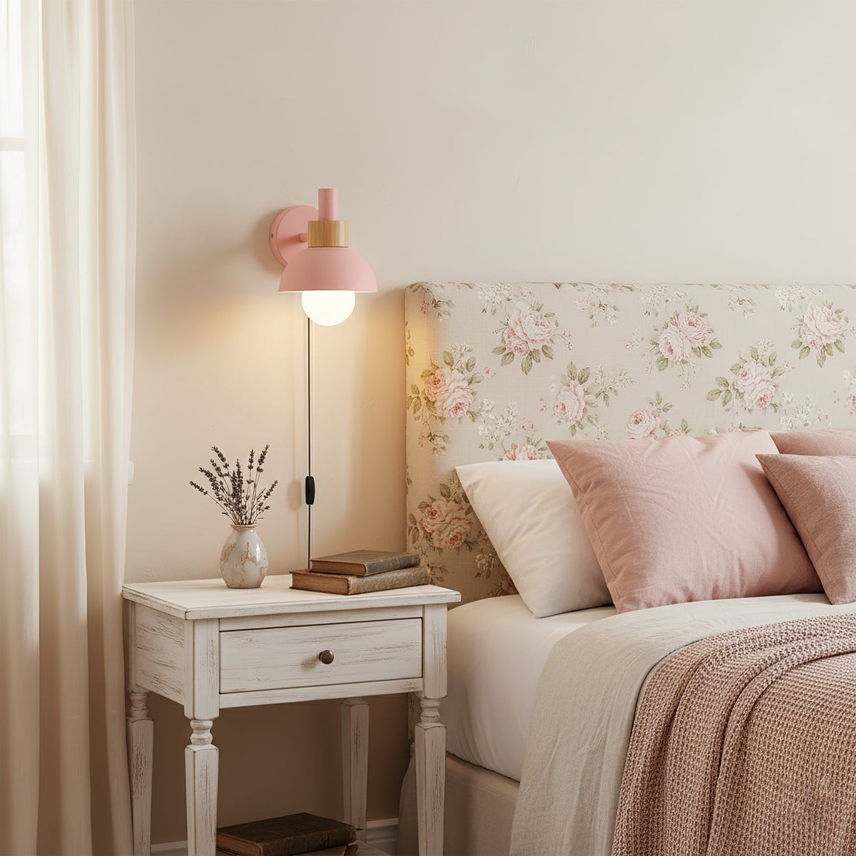 Wandleuchte mit Stecker und Holzakzent, 6×7 Zoll, E26 LED-Leuchte für Schlafzimmer, Flur, Wohnzimmer, dekorative Innenbeleuchtung, kompakt, modern, Wa | Thomler