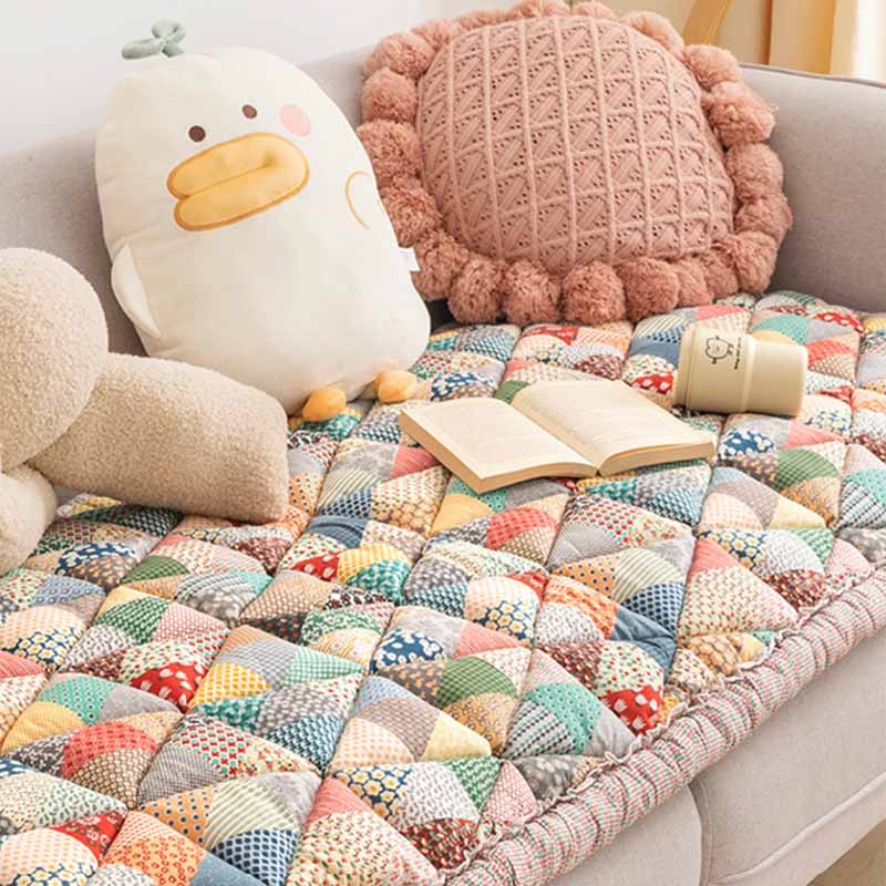 Quilted Cotton Furniture Protector Cover Anti-Slip Couch Cushion Pad for Sofa Chair Loveseat Pet-Friendly Washable Mat for Living Room