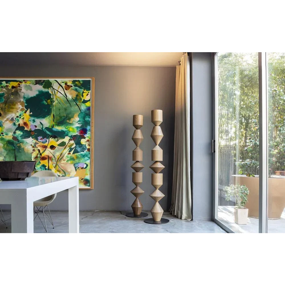 Lámpara de pie geométrica de hierro alta de 60 pulgadas en color nogal, negro y blanco para sala de estar, dormitorio, luz ambiental, decoración minimalista moderna | Thomler