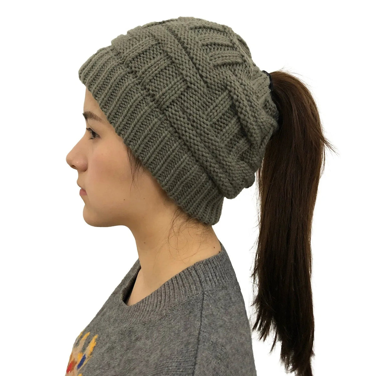 Cable-Knit Ponytail Beanie for Women – Stretchy Acrylic Wool Winter Hat