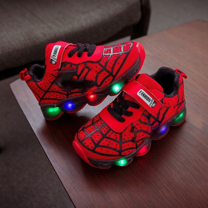 Leuchtende Kindersneaker mit LED-Sohle – Actionhelden-Klettverschluss-Schuhe für aktives Spielen, Laufen & Abenteuer | Thomler