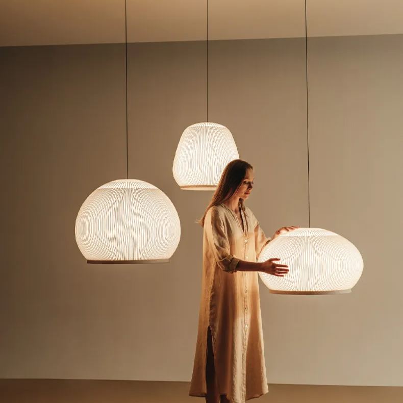 Geribbelde Lycra Hanglamp – 18 inch Ronde Dimmbare LED Plafondpendel voor Kookeiland, Eettafel & Moderne Woonruimtes | Thomler