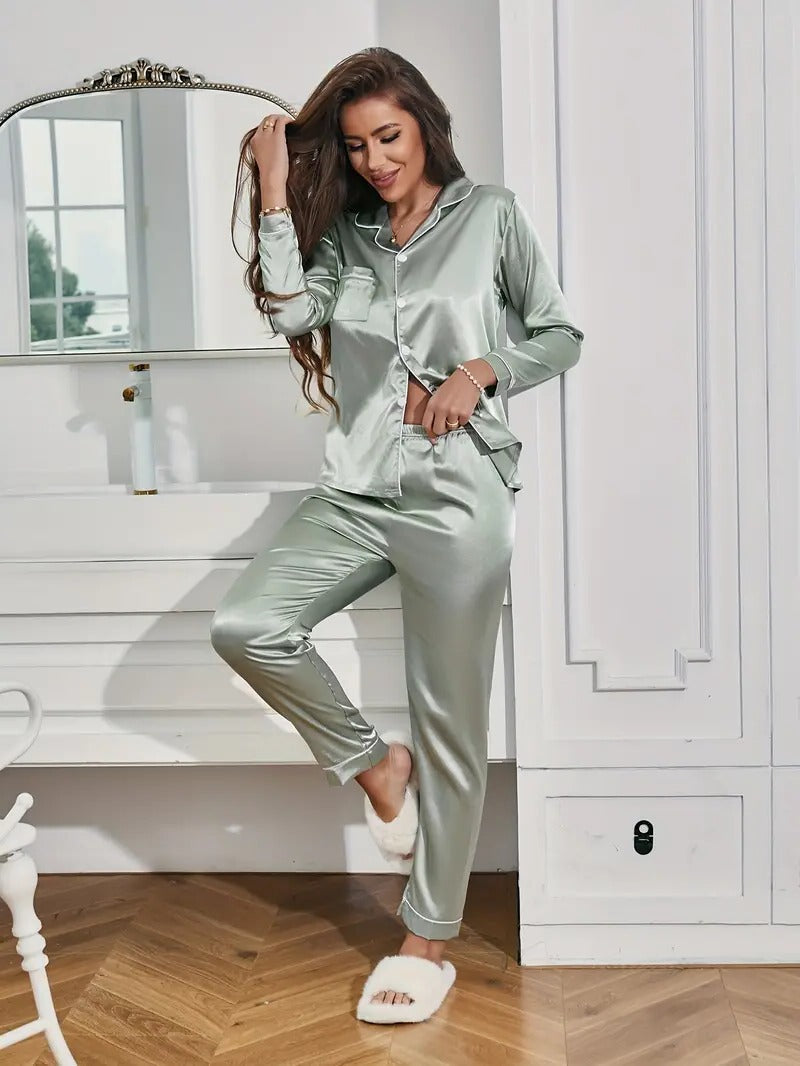 Hochwertiges Pyjama-Set für Damen
