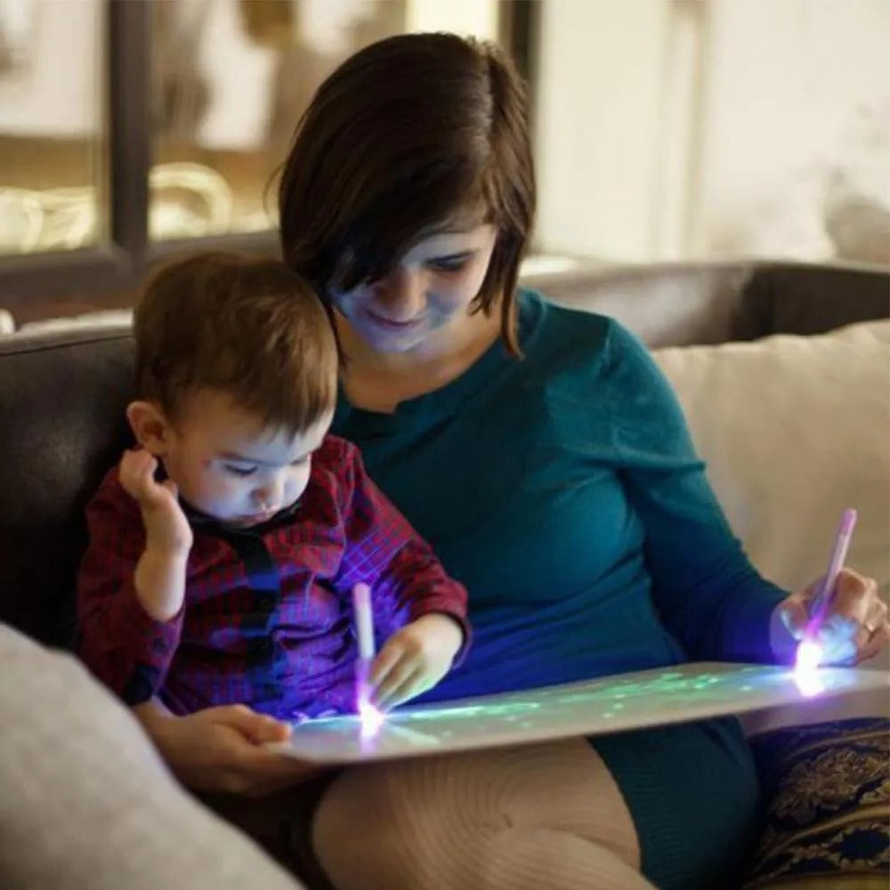 Magisches LED-Zeichenbrett für Kinder