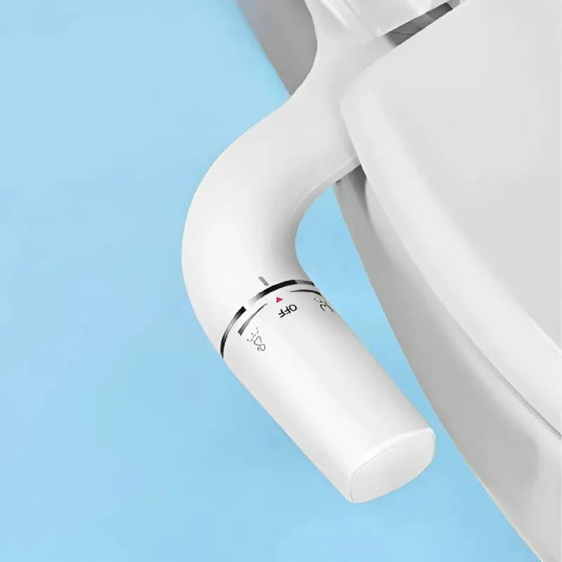 Toiletbidet-opzetstuk met intrekbare sproeiers en instelbare waterdruk