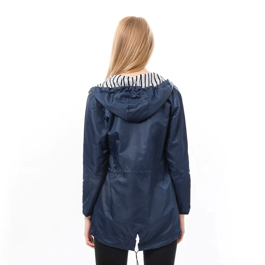 Langer, eleganter Mackintosh für Damen
