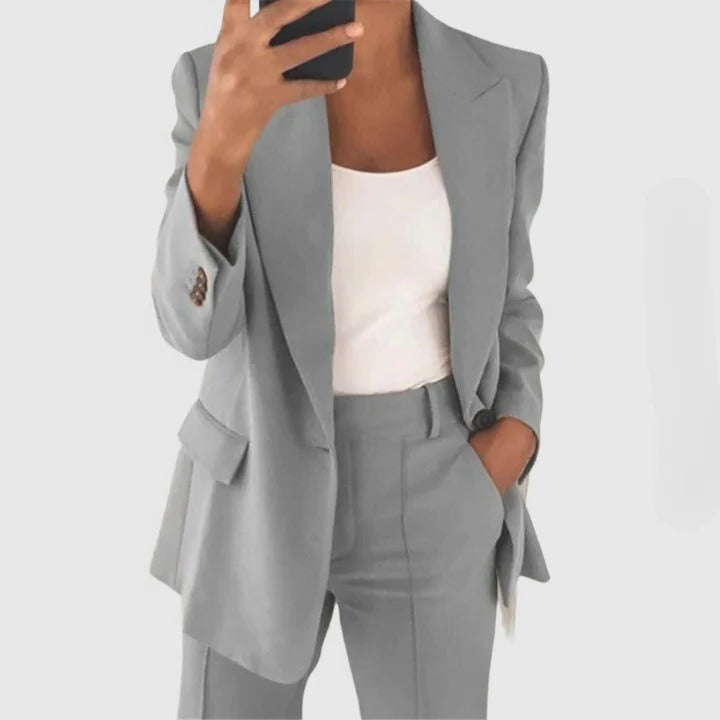Elegantes Blazer-Set im stilvollen Design