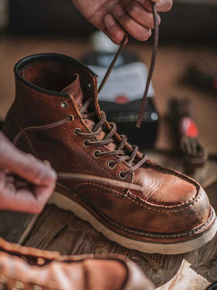 Heren werklaarzen van volnerfleer met mocassin-neus