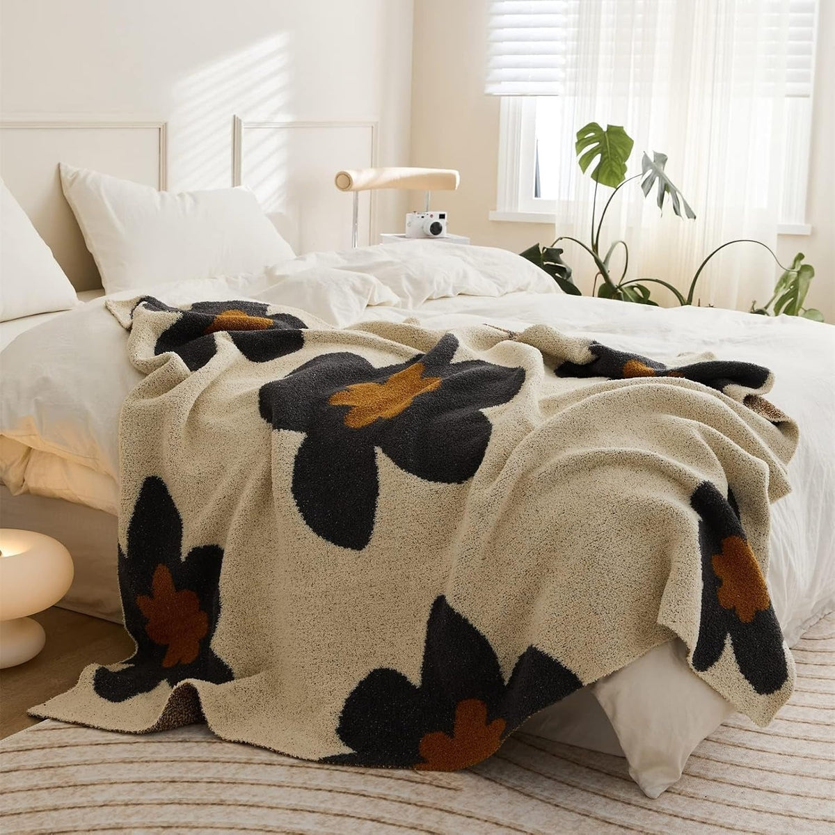 Chunky Knit Floral Throw Blanket – Cozy Layer for Sofa & Bed