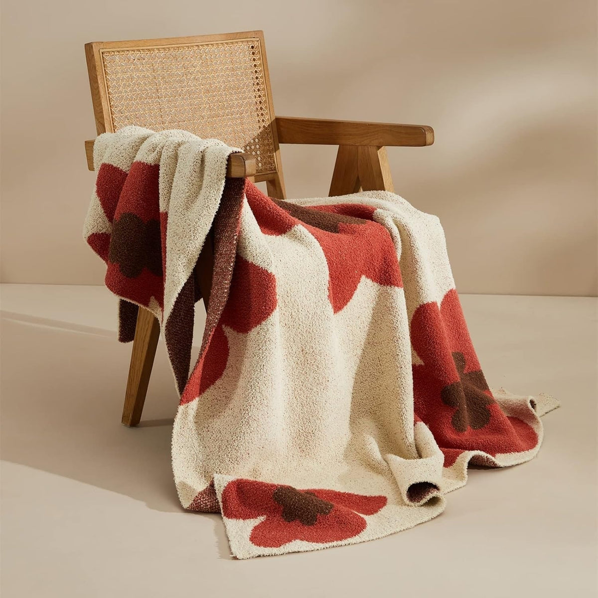 Chunky Knit Floral Throw Blanket – Cozy Layer for Sofa & Bed