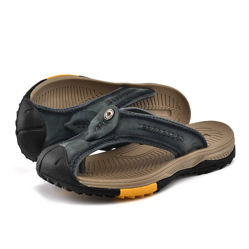 Dichte slippers voor heren met antislip rubberen zool en sneldrogend materiaal