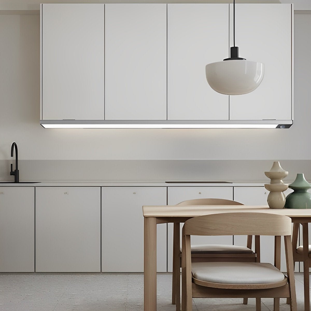 LED-Unterbauleuchte mit Bewegungsmelder, wiederaufladbar, USB-betrieben, schlanke Aluminiumleiste für Küche, Schrank, Vorratskammer, Flur, 3 Farbtemperaturen, kabellos In | Thomler