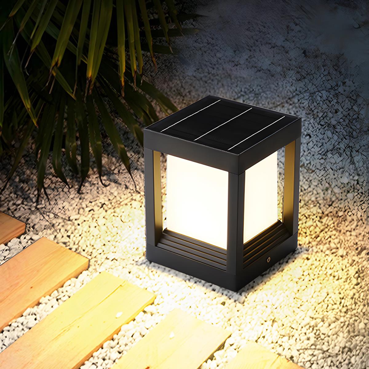 Quadratische Pfostenkappe mit LED-Leuchte, mattschwarz, Aluminium, solarbetrieben oder fest verdrahtet, für Außenwege, Zaunpfosten, Tore, Terrasse, Garten | Thomler