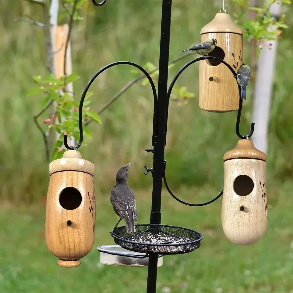 Kolibri-Nistkasten mit Holzmaserung und Aufhängeschlaufe für den Garten