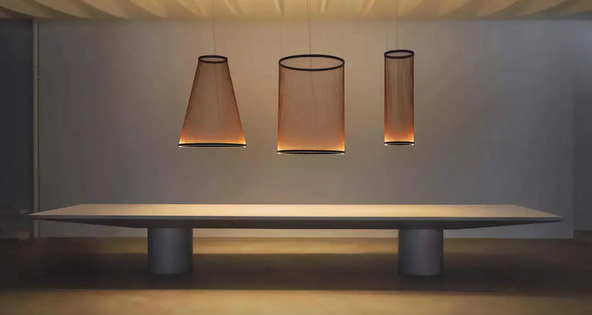 Mehrschichtiger Stoffschirm-Kronleuchter mit integrierter LED für Esszimmer, Kücheninseln & hohe Decken | Moderner, mehrflammiger Pendelleuchter mit verstellbarem Kabel | Thomler