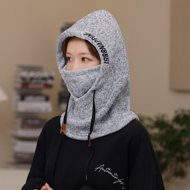 Insulated Winter Hood Hat with Visor – Fleece-Lined Stretch-Fit Beanie for Cold Weather