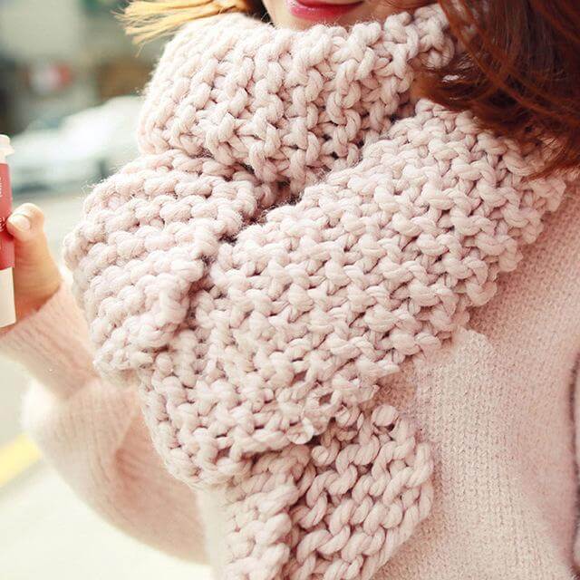 Bufanda artesanal para mujer: chal envolvente y suave para conjuntos de otoño e invierno, elegante accesorio de moda