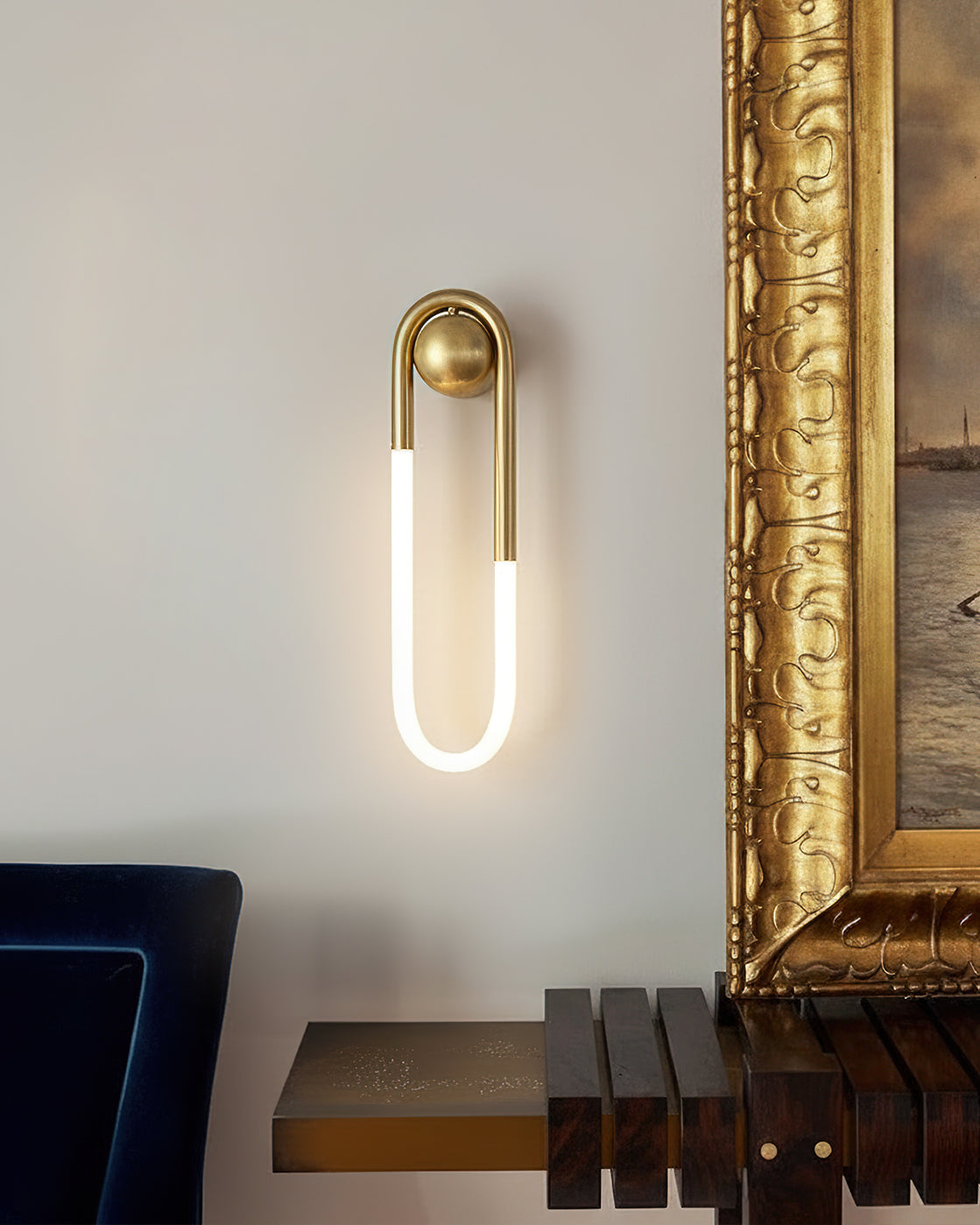 Sculptural Loop Sconce 9W Integrated LED Brass or Black Finish Dimmable Hardwired Fixture for Bedroom Hallway Living Room Contemporary Minim | Thomler