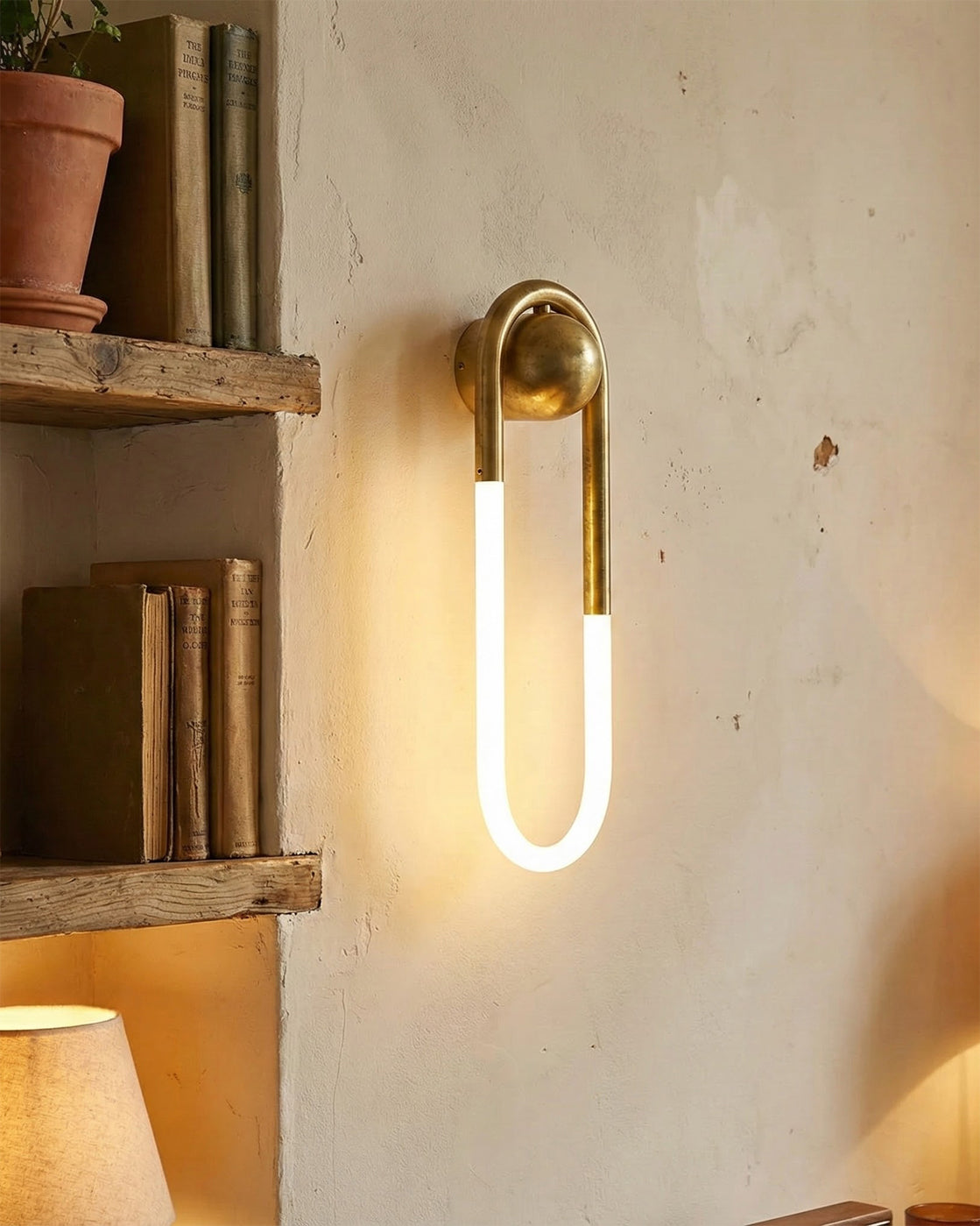 Sculptural Loop Sconce 9W Integrated LED Brass or Black Finish Dimmable Hardwired Fixture for Bedroom Hallway Living Room Contemporary Minim | Thomler