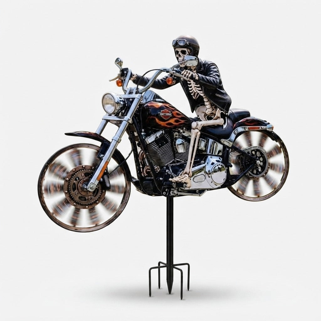 Skelet-motorfiets windspinner met grondpen voor in de tuin
