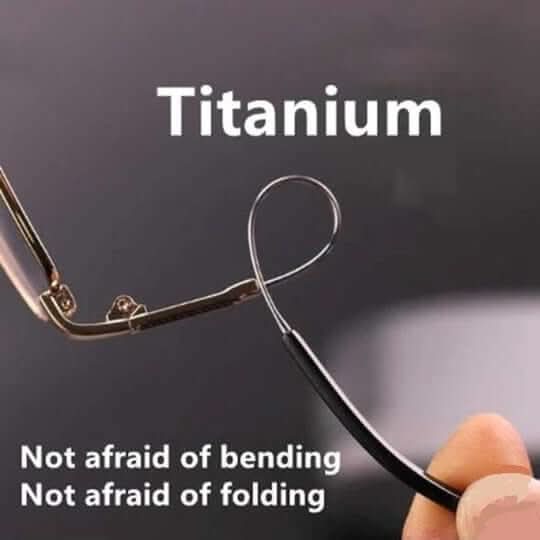 Progressive Reading Glasses with Auto-Adjusting Lenses for Near & Distance Vision | Thomler