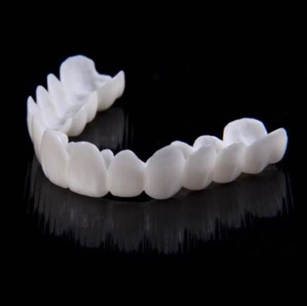 Snap-On Dental Veneers – Temporary Cosmetic Teeth Covers for Upper & Lower Jaw
