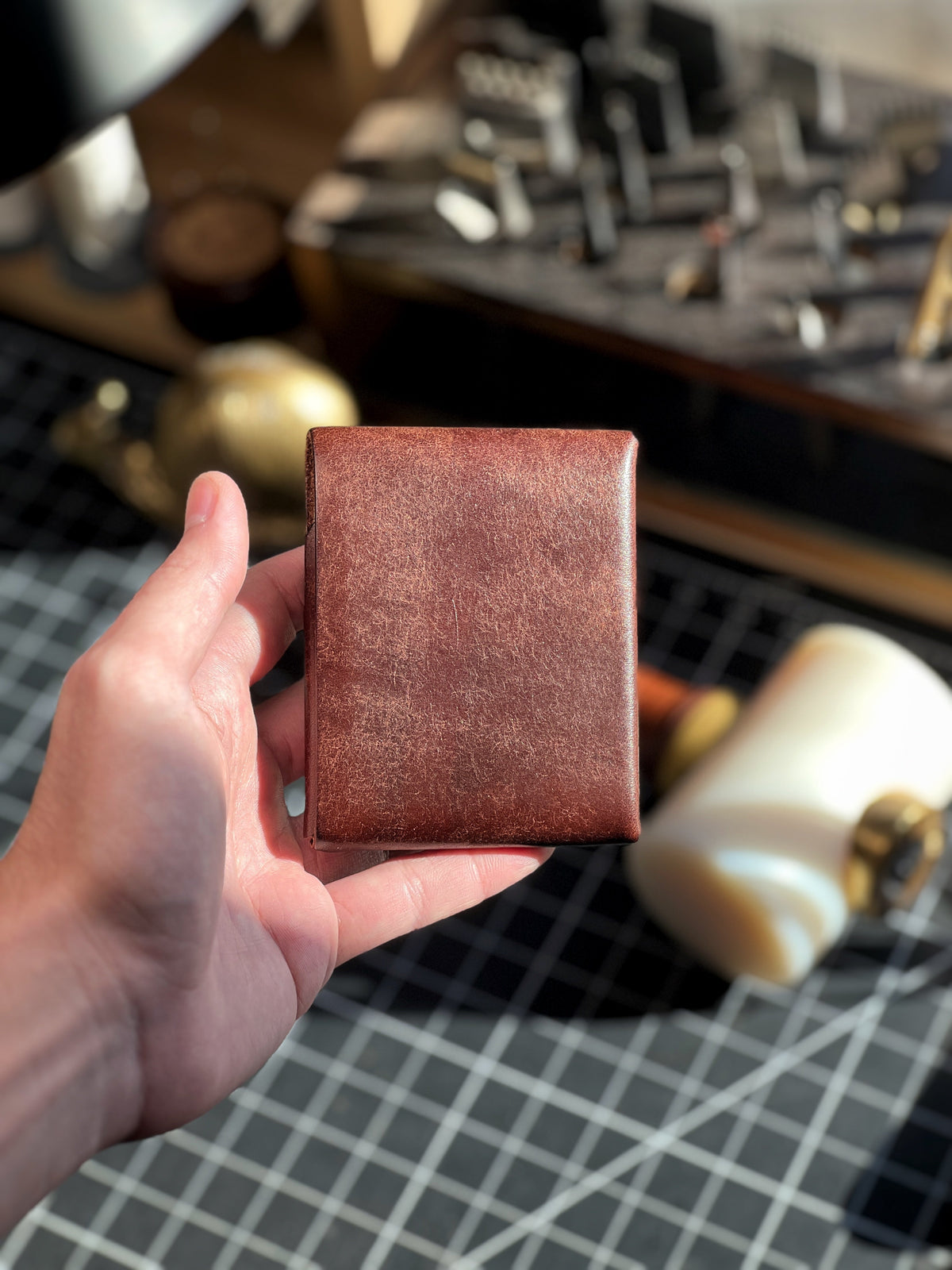 Bifold Leren Portemonnee met Geïntegreerde Penhouder voor Pasjes & Contant Geld | Thomler