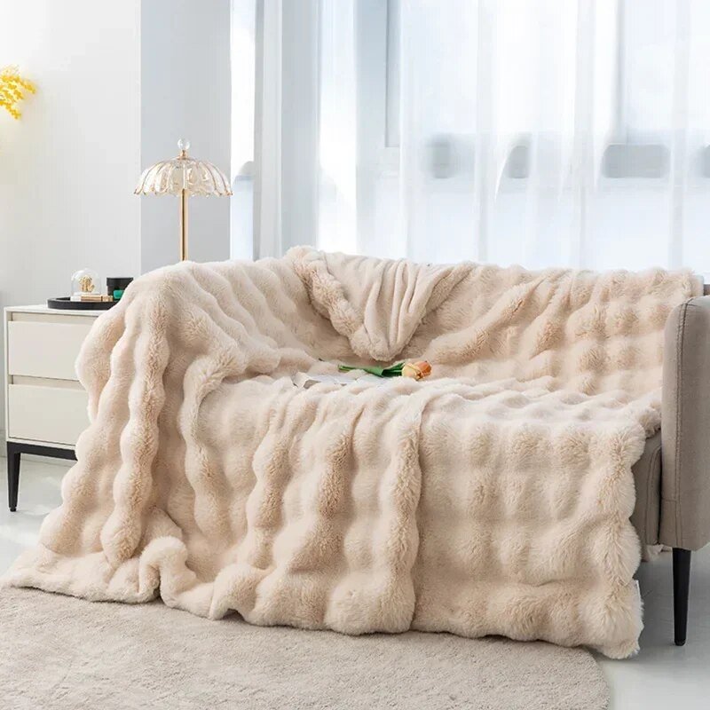 Ultra-Soft Plush Throw Blanket for Couch, Bed & Living Room – Cozy Fleece Cover for Winter Warmth
