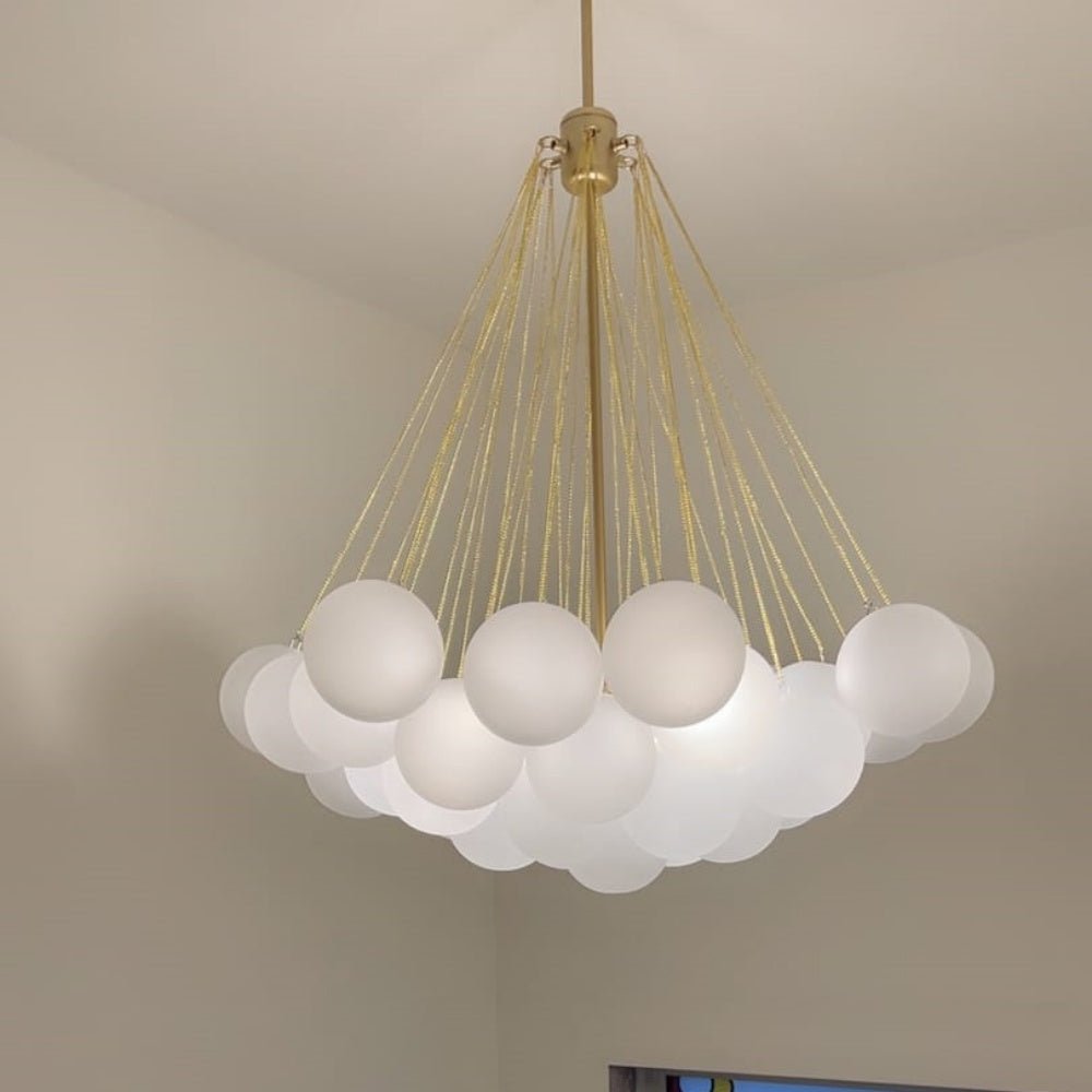 Multi-Sphere Glazen Kroonluchter 79 cm Breedte Verstelbare Hoogte voor Eetkamer Keuken Woonkamer 3-Lichts Matglazen Bol Cluster Plafondlamp | Thomler