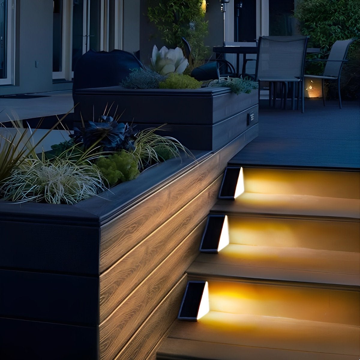 Solar-Treppenleuchte mit Bewegungsmelder für Außentreppen, Wege & Terrassen – Kompaktes 7,1-cm-Dreiecksdesign mit warm- & kaltweißem Licht – Wasserdicht IP65 | Thomler