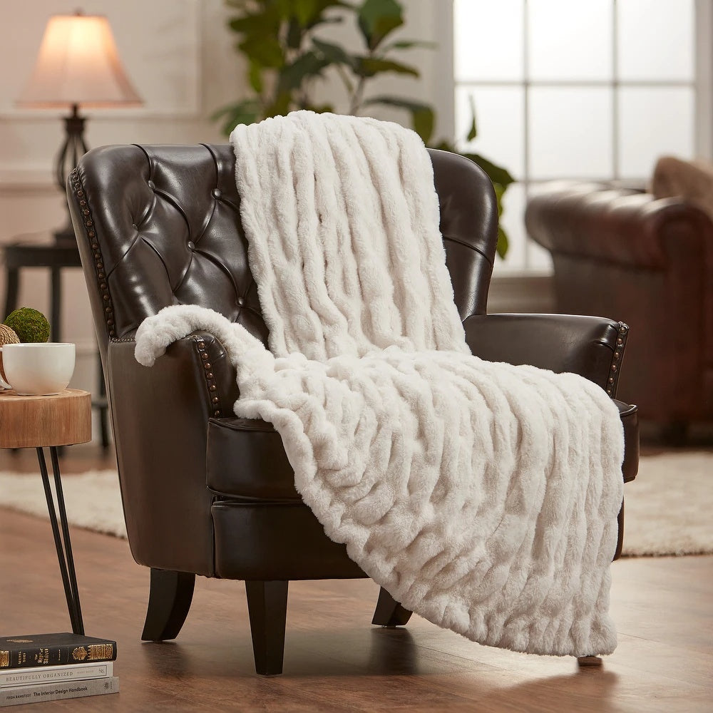 Double-Sided Plush Throw Blanket – Velvet Fleece & Faux Rabbit Fur for Sofas, Beds & Travel