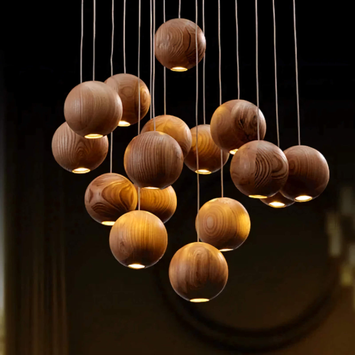 Houten globe plafondlamp, 10 cm, walnootafwerking, voor kookeiland, eetkamer, hal, verstelbaar snoer, geschikt voor clusters, warm | Thomler